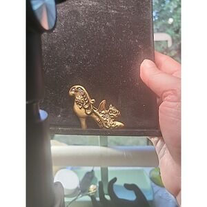 Vintage‎ Dorinda's Memories Shoe Brooch Pin High Heels Rose Flower Gold Tone